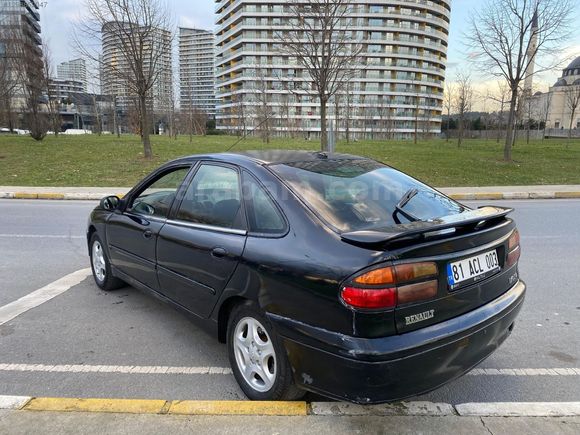 **100 BİN PEŞİNATLA RENAULT LAGUNA**