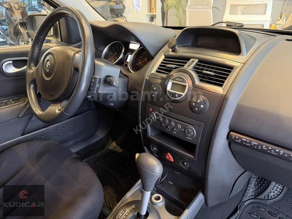 2009 MEGANE 1.6 OTOMATİK 174.000 KM KOLTUK ISITMALI
