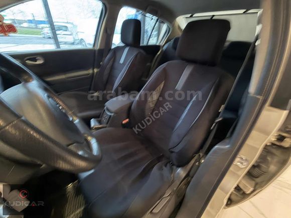 2009 MEGANE 1.6 OTOMATİK 174.000 KM KOLTUK ISITMALI