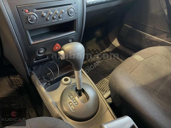 2009 MEGANE 1.6 OTOMATİK 174.000 KM KOLTUK ISITMALI