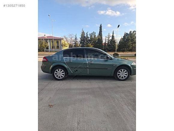 Degisensiz 1 parça lokal boyalı emsalsiz Megane 2