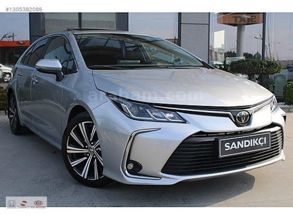 SANDIKÇI 2.EL 2022 Corolla 1.5 Flame X-Pack Multidrive S