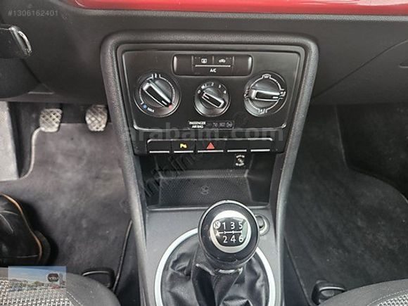 36ay Kredili 2012 BEETLE 1.2tsi DESİGN 105ps ATEŞ KIRMIZI.......