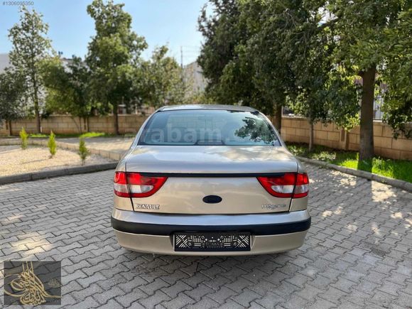 2002 RENAULT MEGANE MÜKEMEL TEMİZLİKTEDİR