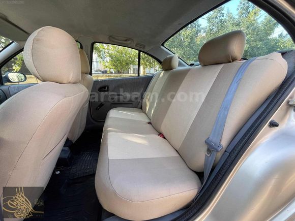 2002 RENAULT MEGANE MÜKEMEL TEMİZLİKTEDİR