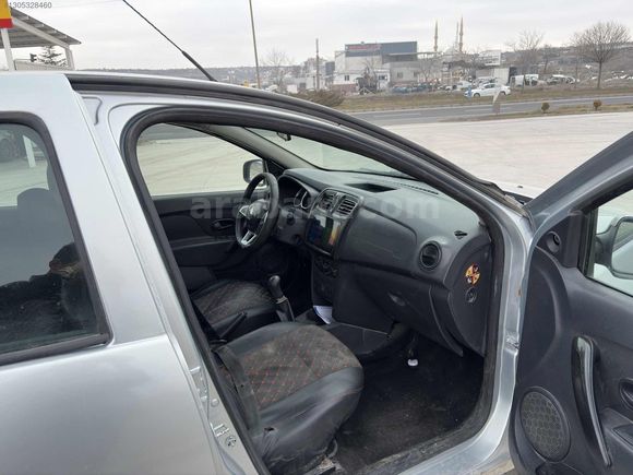 ŞAHİN OTOMOTİV'DEN 2017 MODEL RENAULT SYEMBOL