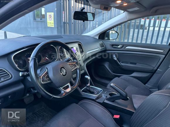 SADECE 126.000 KM DE DİZEL OTOMATİK MEGANE