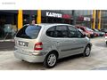 2002 MODEL 228 BİN KM'DE OTOMATİK 1.6 16 VALF SCENİC