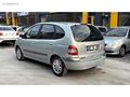 2002 MODEL 228 BİN KM'DE OTOMATİK 1.6 16 VALF SCENİC