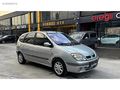 2002 MODEL 228 BİN KM'DE OTOMATİK 1.6 16 VALF SCENİC
