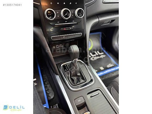 2024 MEGANE DİZEL OTOMATİK TOUCH HATASIZ 18.000 KM'DE