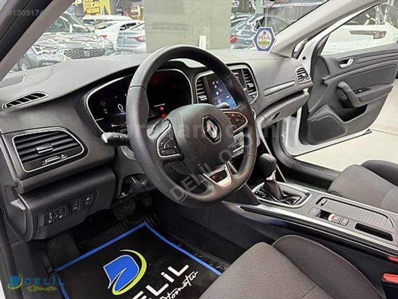 2024 MEGANE DİZEL OTOMATİK TOUCH HATASIZ 18.000 KM'DE
