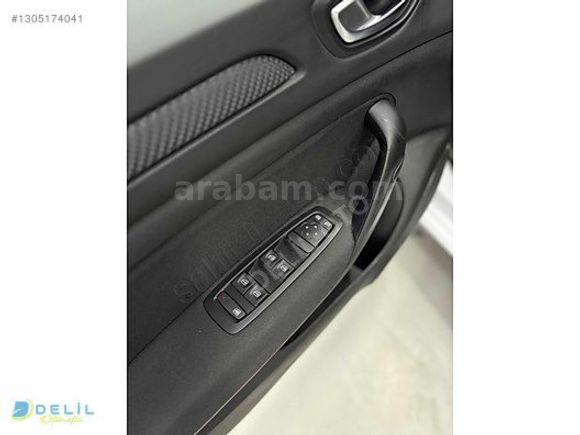 2024 MEGANE DİZEL OTOMATİK TOUCH HATASIZ 18.000 KM'DE