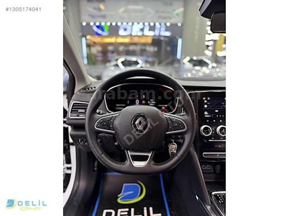 2024 MEGANE DİZEL OTOMATİK TOUCH HATASIZ 18.000 KM'DE