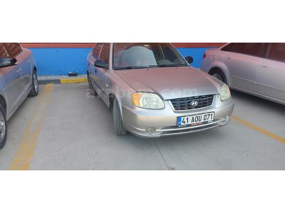 Sahibinden Hyundai Accent 1.5 CRDi Admire 2003 Model  211.000 km Gri (Gümüş)