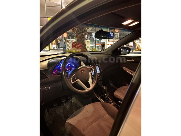 Düşük Kilometre 2014 model Accent Blue 1.6 CDRI Mode Plus Fırsat Araç