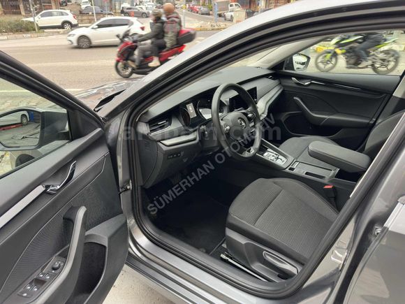 SÜMERHAN OTO | 2024 MODEL SKODA OCTAVİA 1.0 E-TECH ELİTE DSG