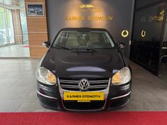 KARNER'DEN 1,6 TDİ JETTA ÇOK TEMİZ 2010 MODEL