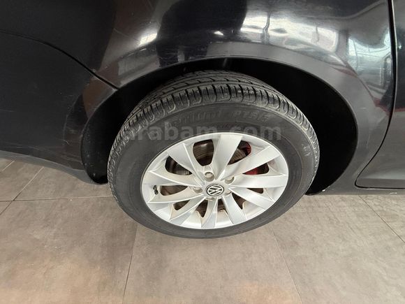 KARNER'DEN 1,6 TDİ JETTA ÇOK TEMİZ 2010 MODEL