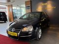 KARNER'DEN 1,6 TDİ JETTA ÇOK TEMİZ 2010 MODEL