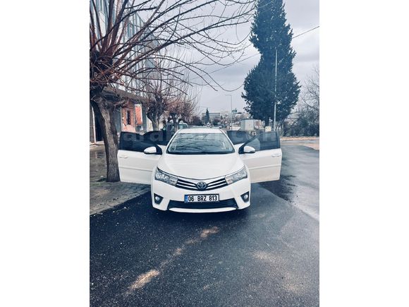 Sahibinden Toyota Corolla 1.4 D-4D Touch 2015 Model