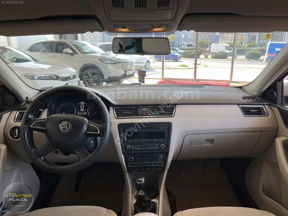 HATASIZ BOYASIZ 2013 MODEL SKODA RAPİD 1.6 TDİ ELEGANCE