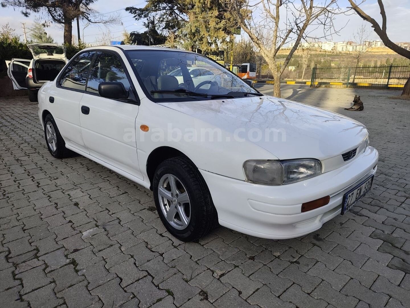 Galeriden Subaru Impreza 1.6 GL 1994 Model Gaziantep 193.000 km Beyaz 4