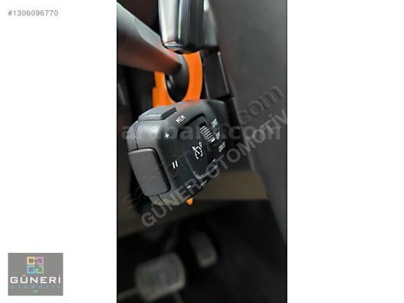 Sadece 32bin km de DIZEL OTOMATİK Peugeot 3008