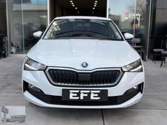 EFE OTOMOTİV'DEN 1.0TSİ+HATASIZ+2021+GERİ GÖRÜŞ+ANAHTSZ ÇALIŞTRM