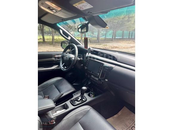 PKR OTOMOTİVDEN HATASIZ SADECE 22 BİN KM DE HİLUX