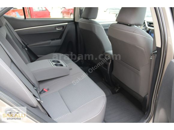 Sadece 84'Binde Otomatik Toyota Corolla 1.6 Advance MultiDrive S