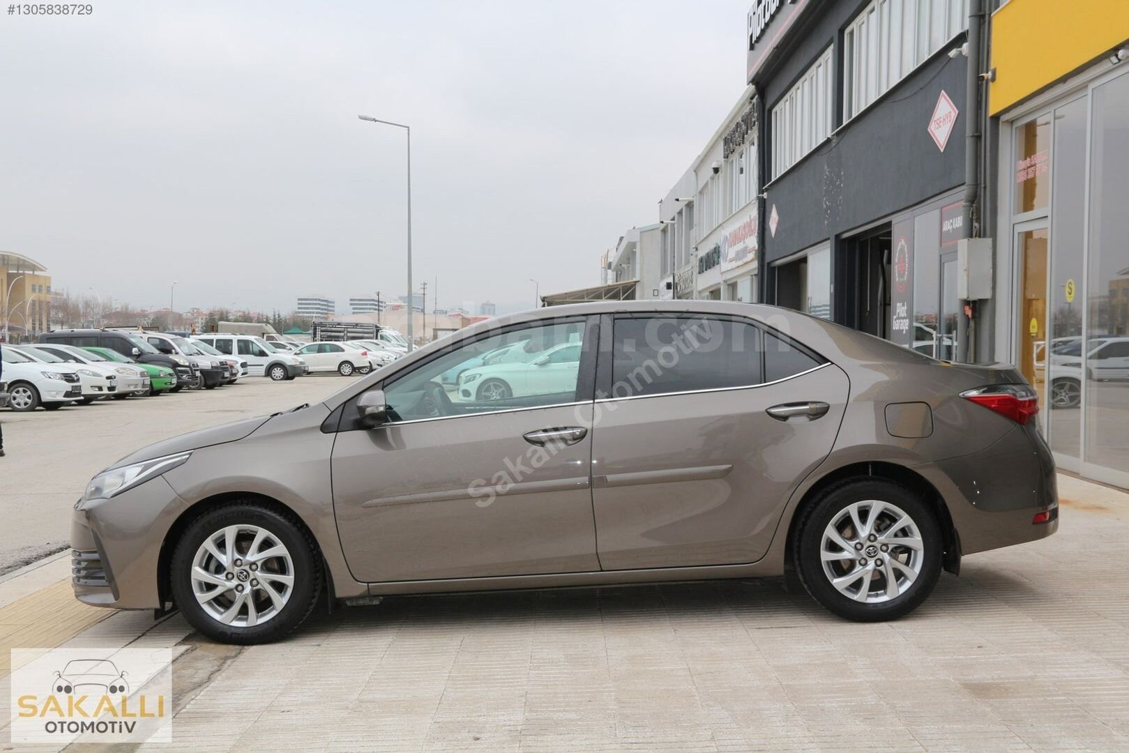Galeriden Toyota Corolla 1.6 Advance 2016 Model Çorum 90.000 km Gri 4