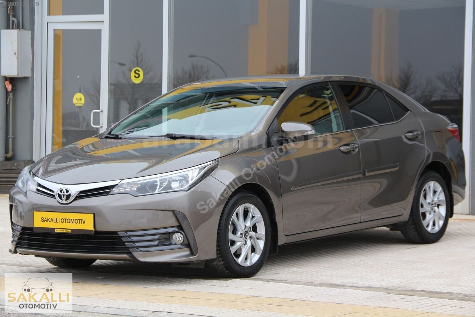 Galeriden Toyota Corolla 1.6 Advance 2016 Model Çorum 90.000 km Gri 2