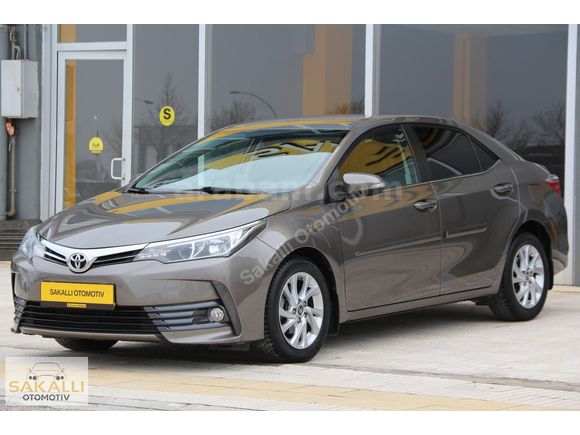 Sadece 84'Binde Otomatik Toyota Corolla 1.6 Advance MultiDrive S