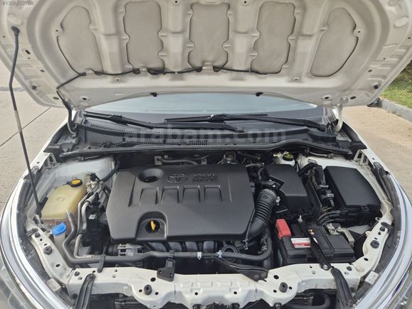 **HATASIZ 2013 MODEL TOYOTA COROLLA 1.6 TOUCH ORJİNAL 75000KMDE