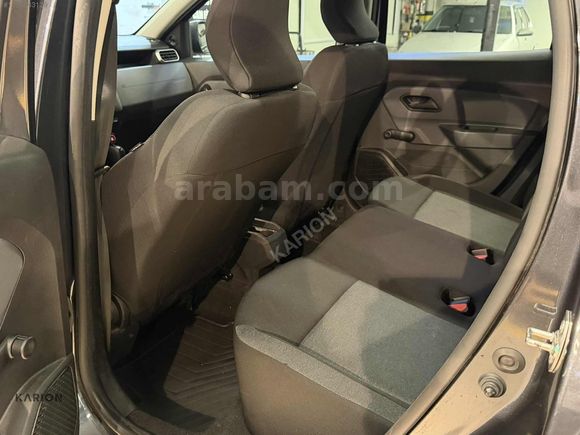 KARION DAN 2023 DACIA DUSTER 1.3 TCE EDC ESSENTIAL