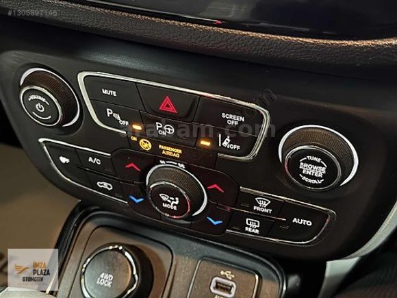 İMZA PLAZA'DAN 2017 JEEP COMPASS 1.4 LİMİTED 4X4 HATASIZ 93K KM