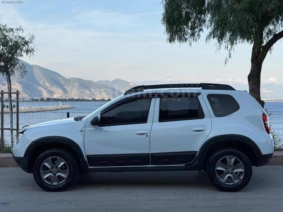 2016 İLK SAHİBİNDEN MODEL DACİA DUSTER 4X4 LAUREATE 195.000 KM