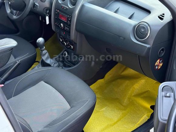 2016 İLK SAHİBİNDEN MODEL DACİA DUSTER 4X4 LAUREATE 195.000 KM