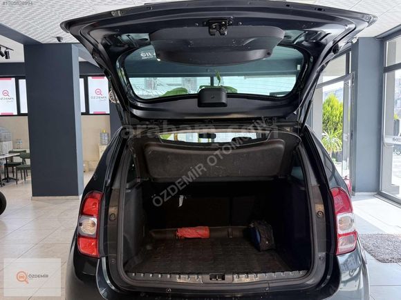 ÖZDEMİR"2015 DACIA DUSTER 1.5 DCİ LAUREATE LOOK 148500KM BOYASIZ