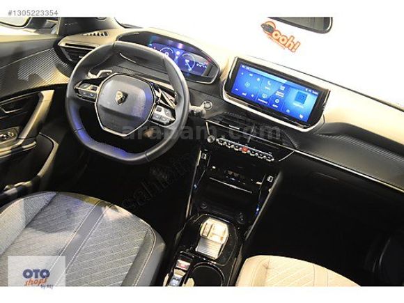 Peugeot 2008 1.2 Puretech Allure Eat8 130HP - 2025