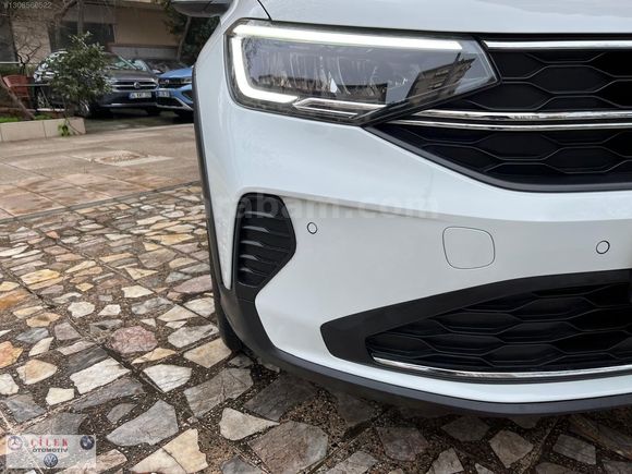 BEYAZ MELEK TAİGO 1.0 TSİ 116HP-DSG TIPRONIC-YARI OTONOM ACC