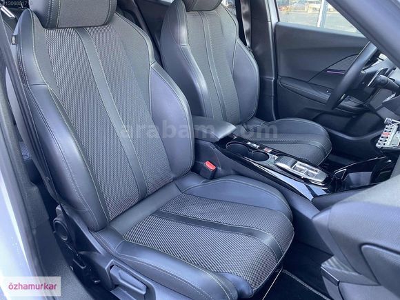 ÖZHAMURKAR- 2025 PEUGEOT 2008 1.2 PURETECH GT % 20 KDV