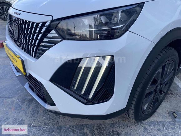 ÖZHAMURKAR- 2025 PEUGEOT 2008 1.2 PURETECH GT % 20 KDV