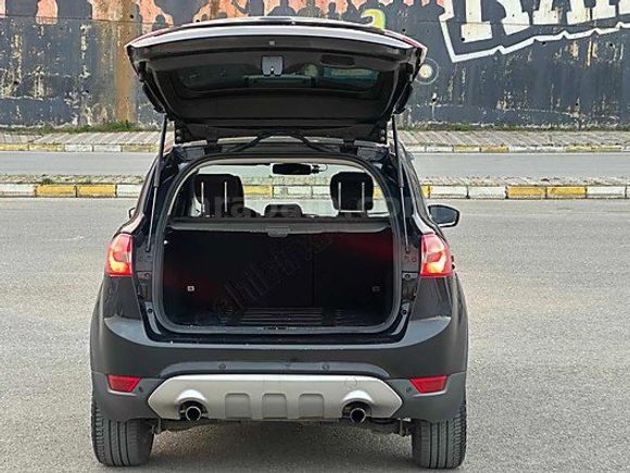 A REFERANS KUGA DİZEL OTOMATİK DÖRT ÇEKER 169 BİN KM NADİR