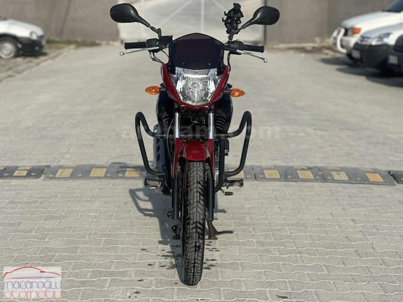 2015 MODEL YAMAHA YBR ESD