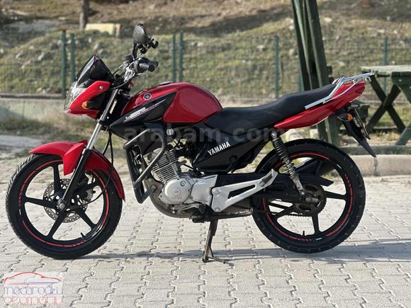 2015 MODEL YAMAHA YBR ESD