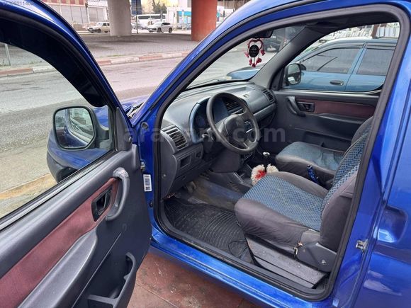 KDR MOTOR'S 2000 BERLINGO OTOMOBİL RUHSATLI BAKIMLI