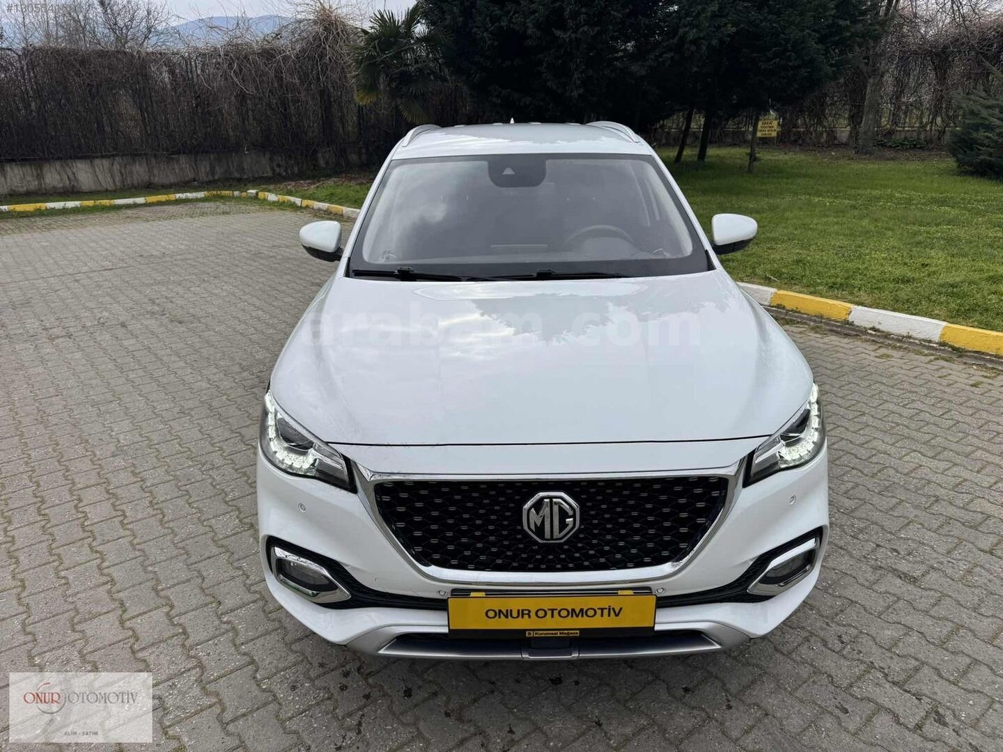 Galeriden MG HS 1.5 T-GDI Comfort 2023 Model Bursa 35.000 km Beyaz 1