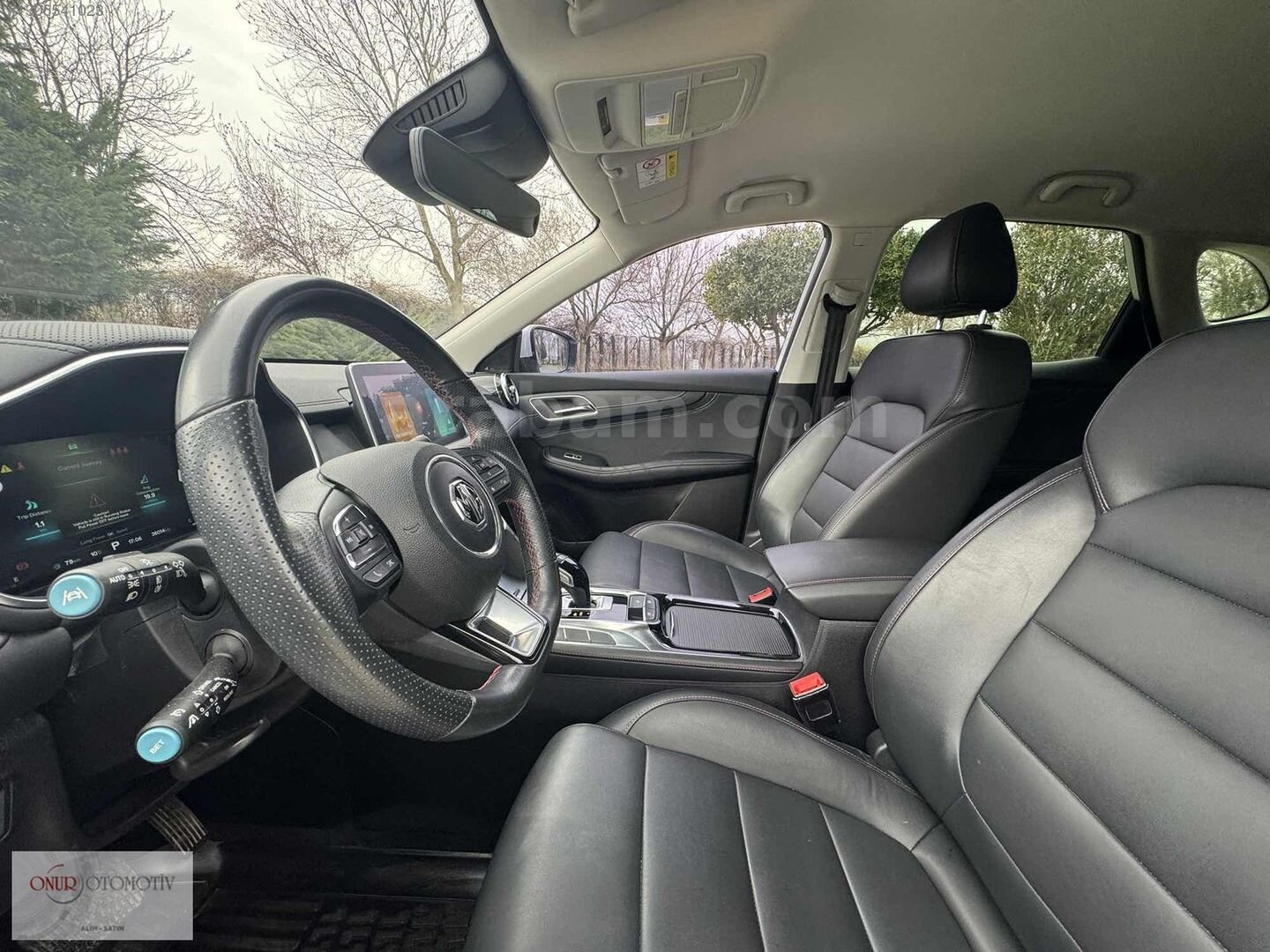 Galeriden MG HS 1.5 T-GDI Comfort 2023 Model Bursa 35.000 km Beyaz 2